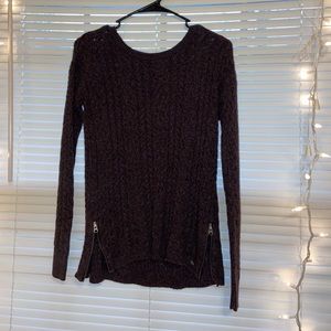 American eagle sweater